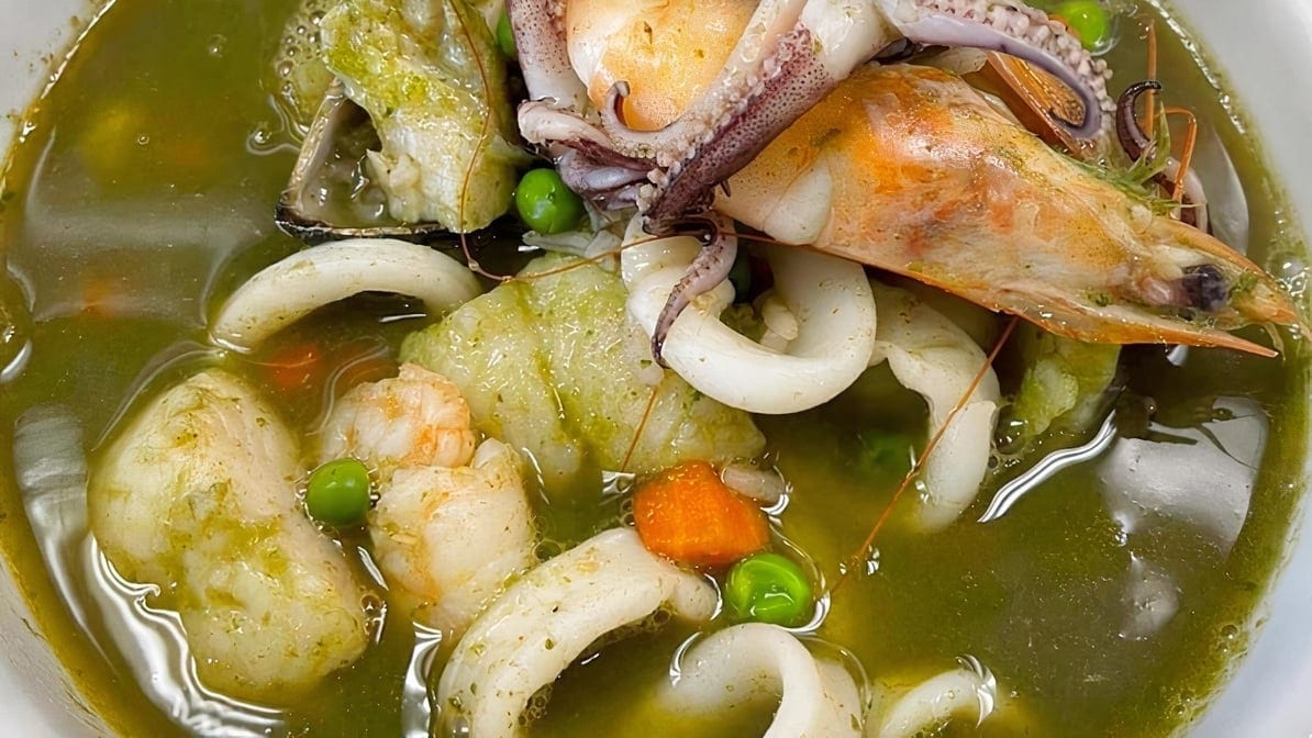 Aguadito De Pescado Y Mariscos.